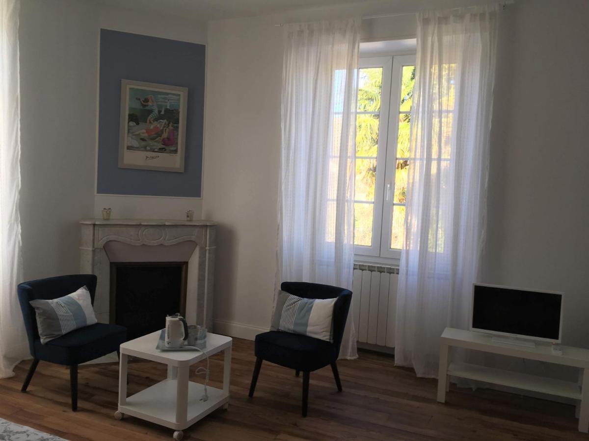 Bed and Breakfast Chalbonia Louhossoa Esterno foto