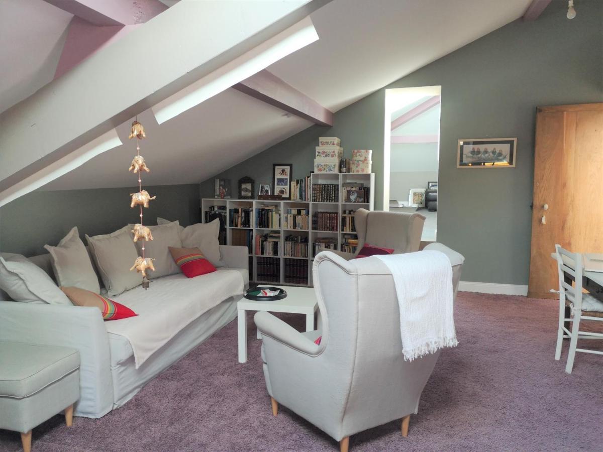 Bed and Breakfast Chalbonia Louhossoa Esterno foto